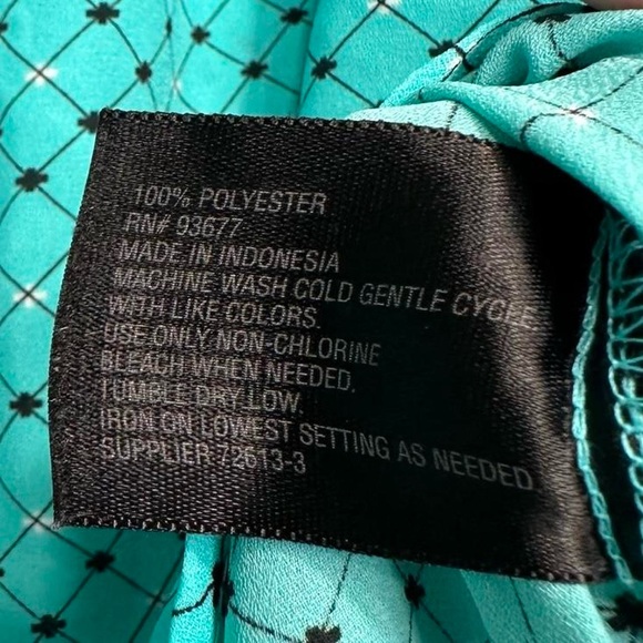 Women's Turquoise Button-Up Ruffle Blouse - Picture 5 of 6